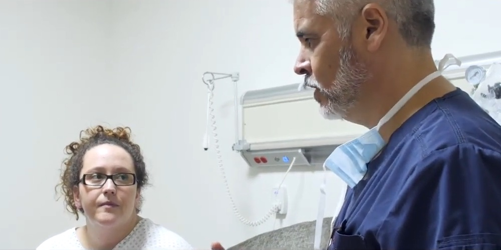 A weight loss patient meeting with OCC surgeon