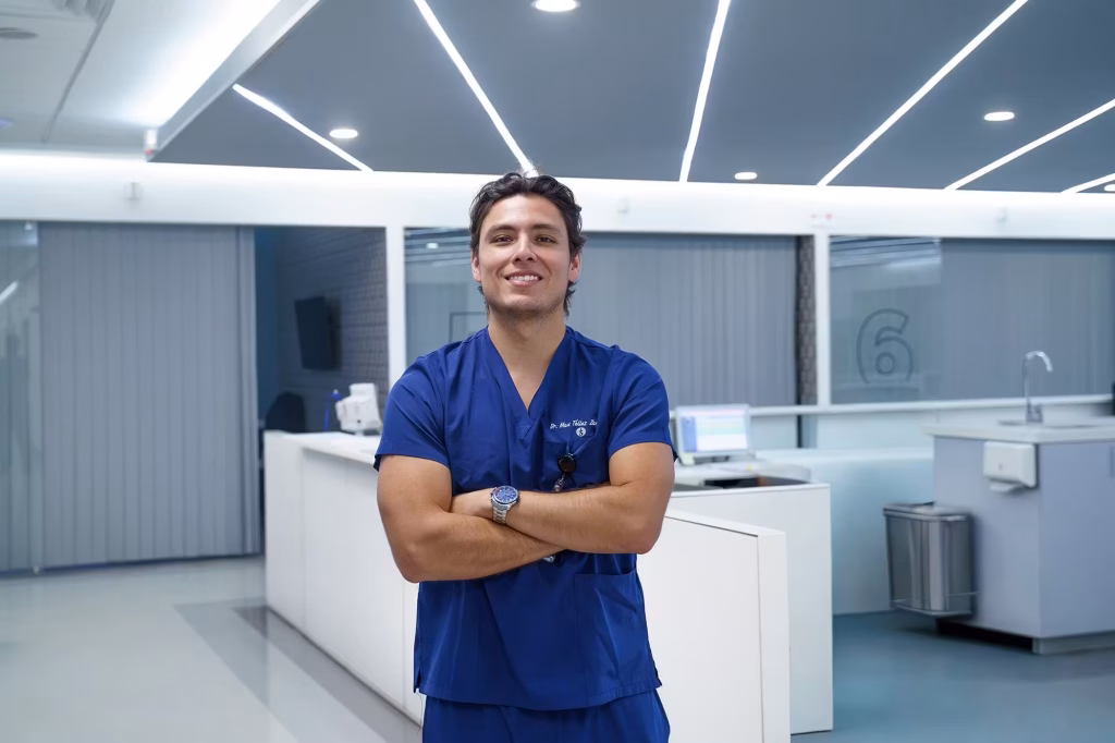 Dr. Maximiliano Tellez Zarate